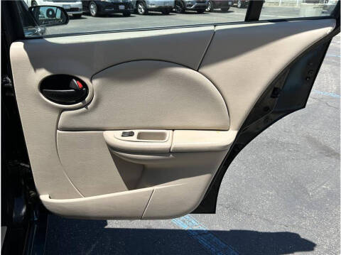 2005 Saturn Ion 2