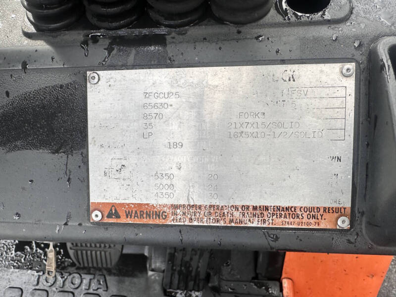 2013 Toyota FORKLIFT 7FG