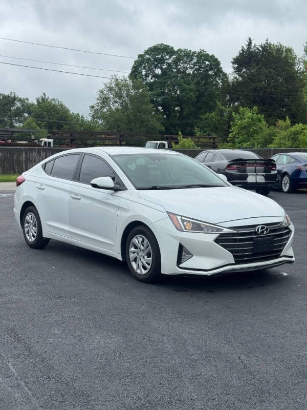 2020 Hyundai Elantra SE