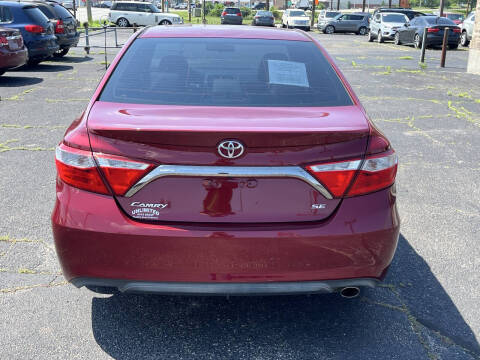 2015 Toyota Camry SE