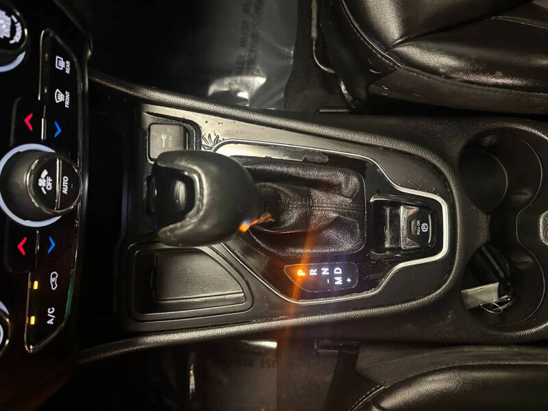 2020 Jeep Cherokee Altitude