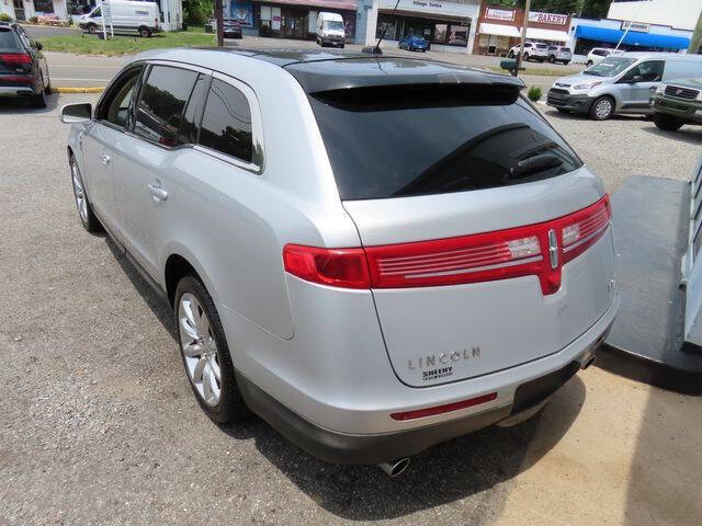 2010 Lincoln MKT