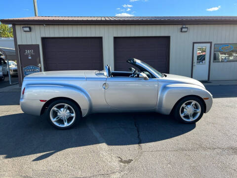 2004 Chevrolet SSR LS