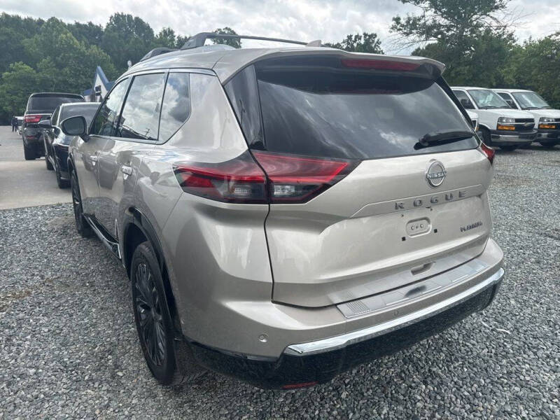 2025 Nissan Rogue Platinum