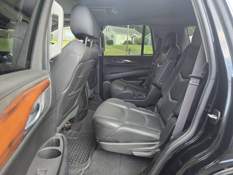 2015 Cadillac Escalade Luxury