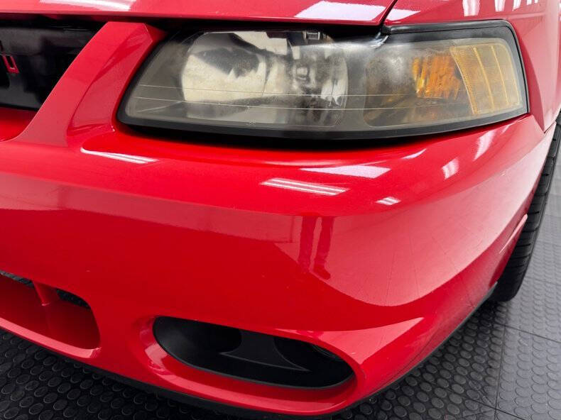 2004 Ford Mustang SVT Cobra
