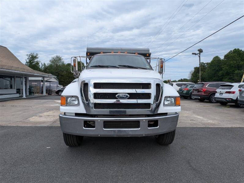 2004 Ford F-650 Super Duty