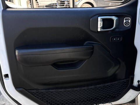 2020 Jeep Gladiator Sport S