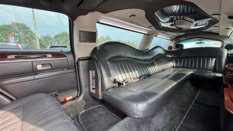 2008 Lincoln Town Car Executive