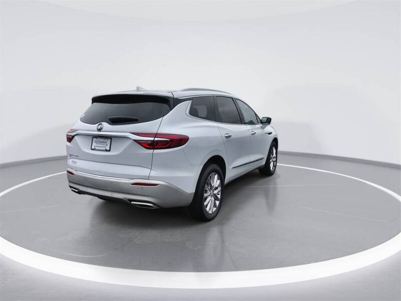 2021 Buick Enclave Essence