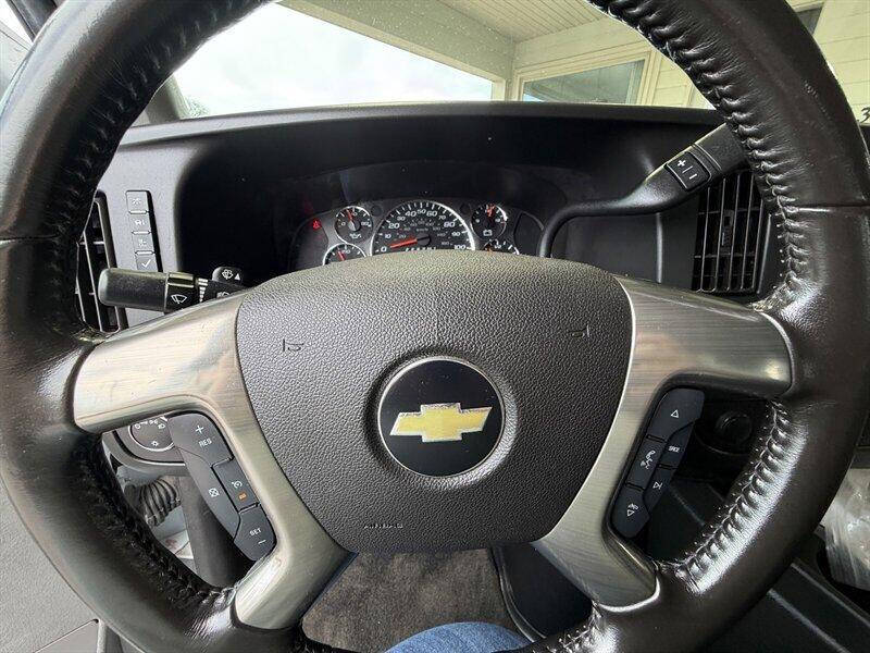 2018 Chevrolet Express LT 2500