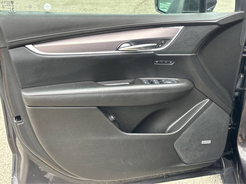 2017 Cadillac XT5 Premium Luxury