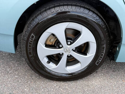 2013 Toyota Prius Four