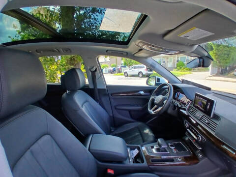 2020 Audi Q5 quattro Premium Plus 45 TFSI