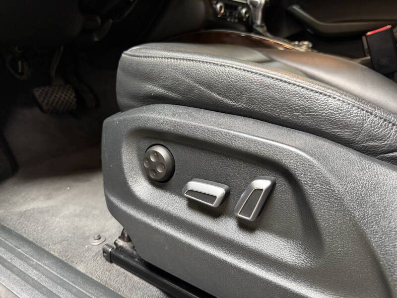 2016 Audi Q5 2.0T quattro Premium Plus