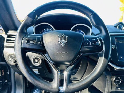 2016 Maserati Ghibli