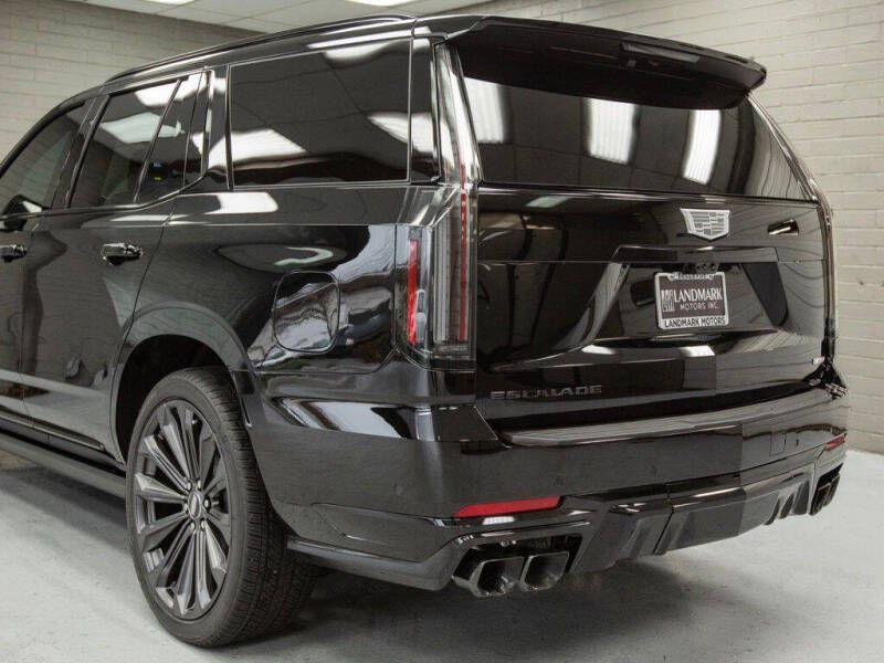 2025 Cadillac Escalade-V