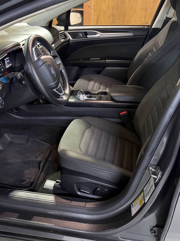 2018 Ford Fusion Hybrid SE