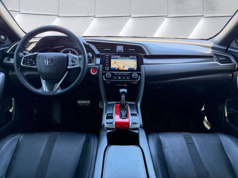 2019 Honda Civic Touring