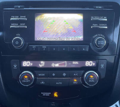 2016 Nissan Rogue SV