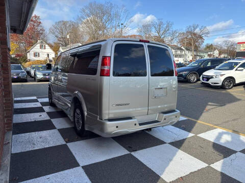 2019 Chevrolet Express 2500
