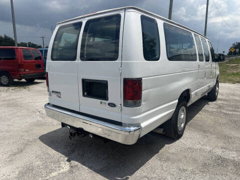 2011 Ford E-Series E-350 SD XL
