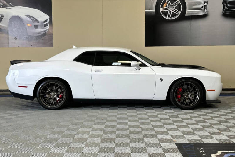 2015 Dodge Challenger SRT Hellcat