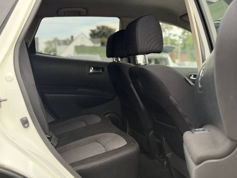 2013 Nissan Rogue SV