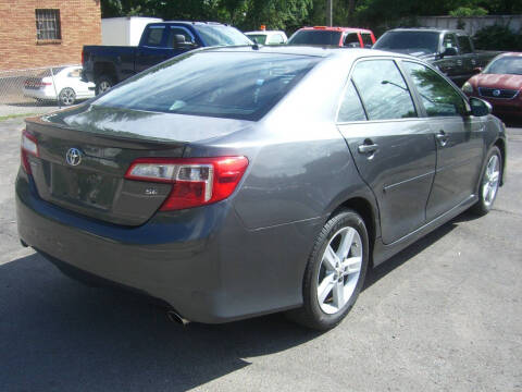2012 Toyota Camry SE