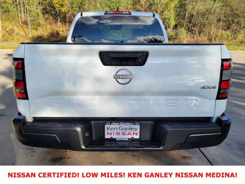 2024 Nissan Frontier S