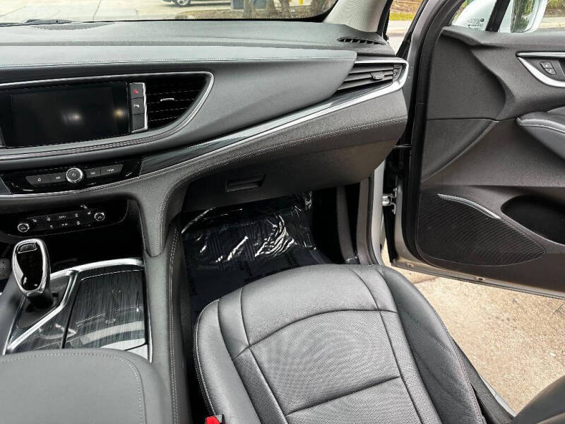 2018 Buick Enclave Essence