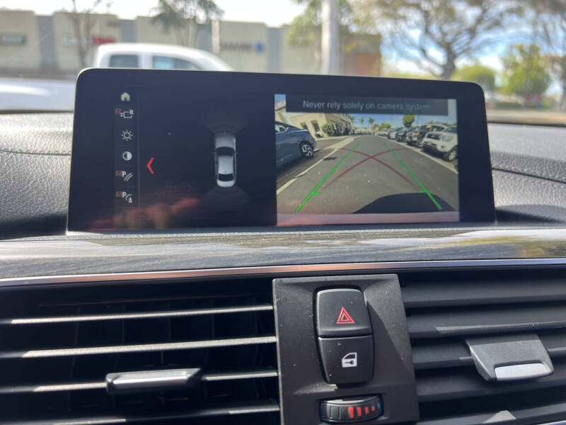 2018 BMW 3 Series 330i