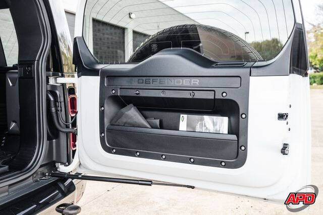 2022 Land Rover Defender 110 X-Dynamic HSE