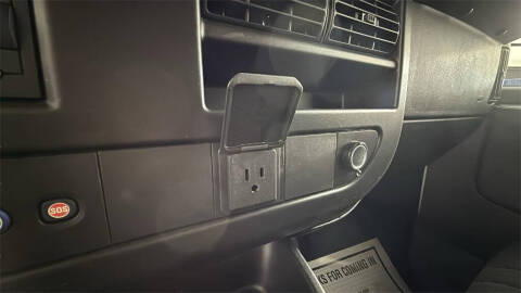 2024 Chevrolet Express 2500