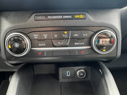 2020 Ford Escape SE