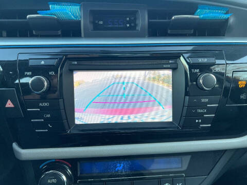 2015 Toyota Corolla LE