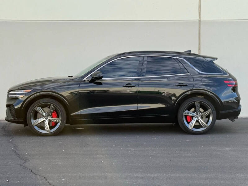 2024 Genesis GV70 2.5T Standard