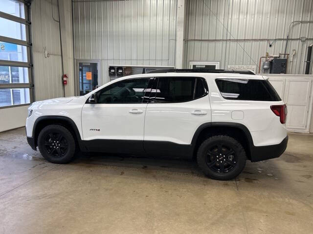 2023 GMC Acadia AT4