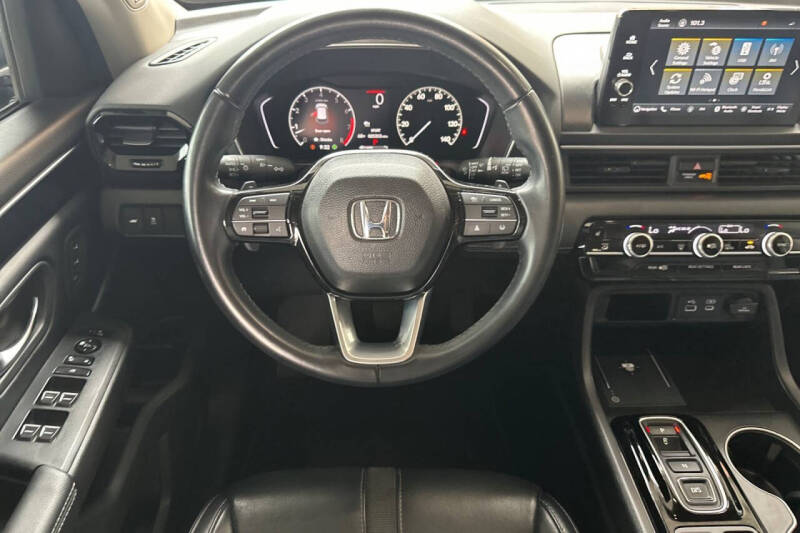 2023 Honda Pilot Touring