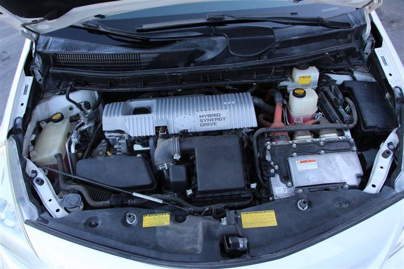 2012 Toyota Prius v Five
