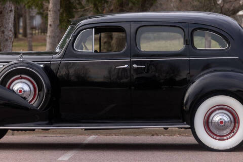 1939 Packard Super 8