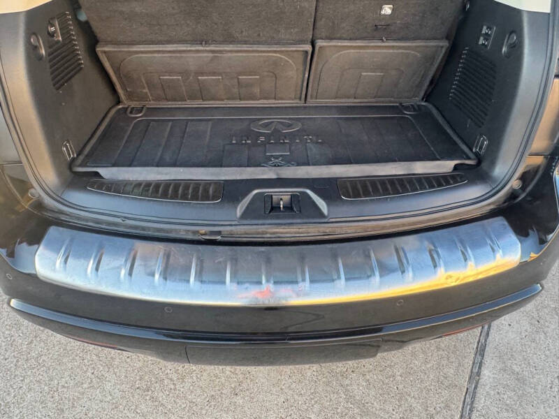 2019 Infiniti QX80 Luxe