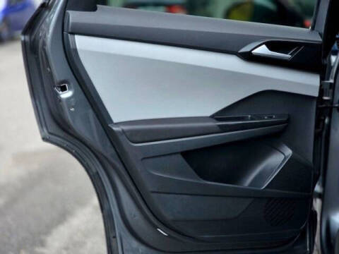 2023 Volkswagen Taos SE 4Motion