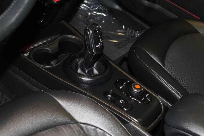 2022 MINI Countryman Oxford Edition