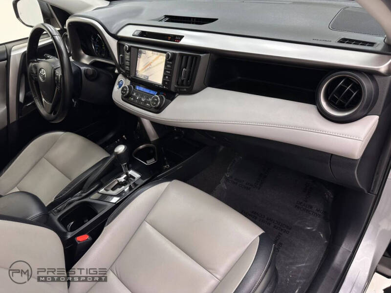 2017 Toyota RAV4 Hybrid Limited