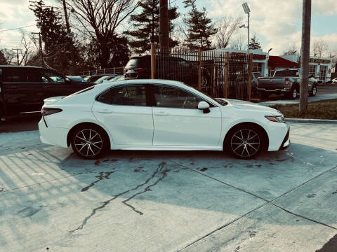 2021 Toyota Camry SE Nightshade