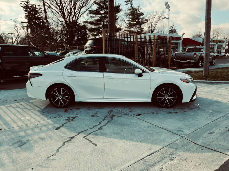 2021 Toyota Camry SE Nightshade