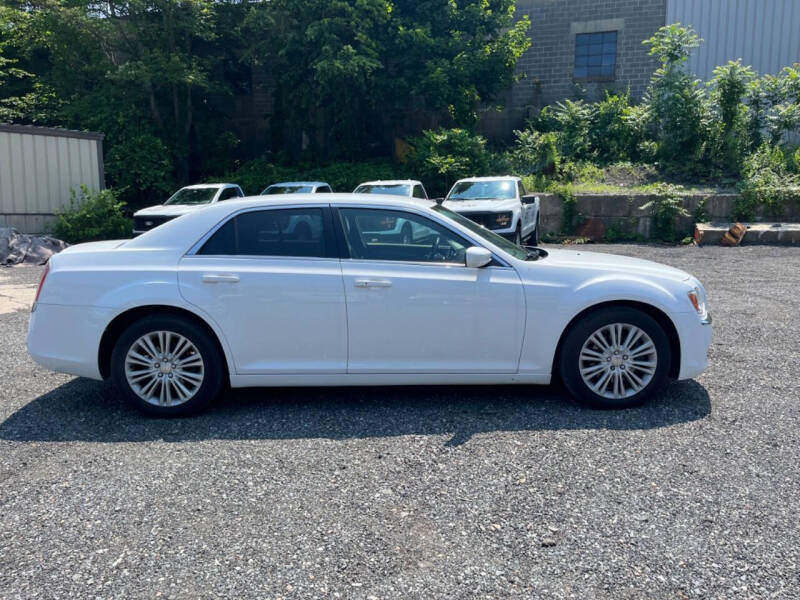 2013 Chrysler 300