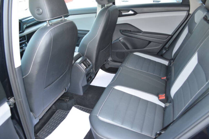 2022 Volkswagen Taos SEL 4Motion
