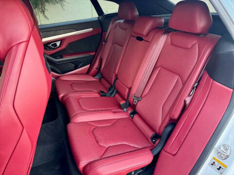 2019 Lamborghini Urus